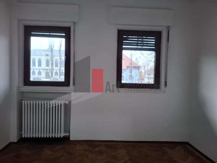 Cismigiu, Kogalniceanu, urgent, stradal, superpozitie, scara curata, negociabil - 8