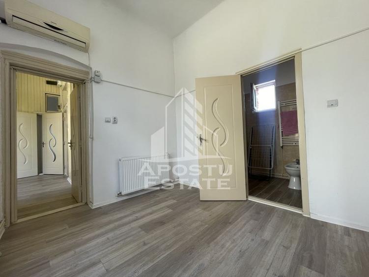 Apartament spatios patru camere Colegiul Banatean - 4
