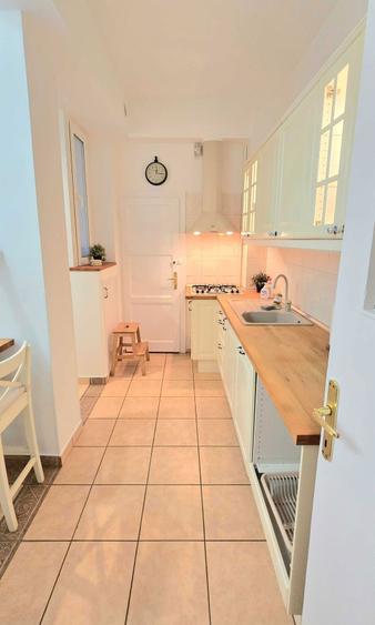 Inchiriere Apartament 3 camere Piata Rosetti - 2