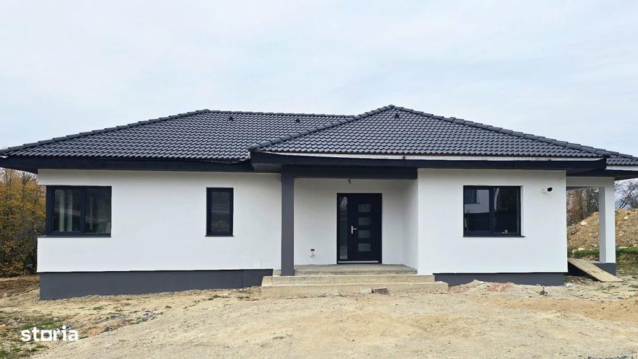 Vanzare Casa Satu Nou de Jos, cu suprafata utila de 155mp, teren d - 7