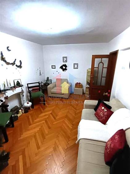 3 cam confort 1 Decomandat 83mp parter cu balcon 14 m, Semimobilat, Garii - 2