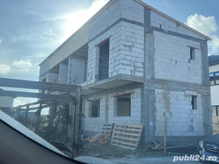 Apart Hotel, De Vanzare. La ro?u sau la Cheie - 2