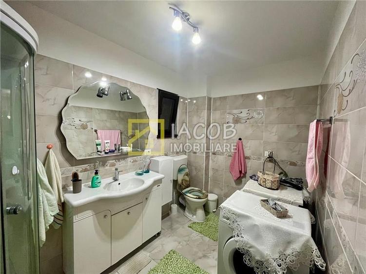 Casa economica, ecologica pe structura din lemn, str. Calea Moldovei, sat Liliec - 11