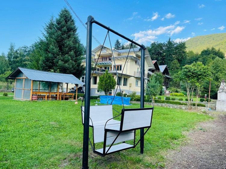 Inchiriez vila Paste - 6