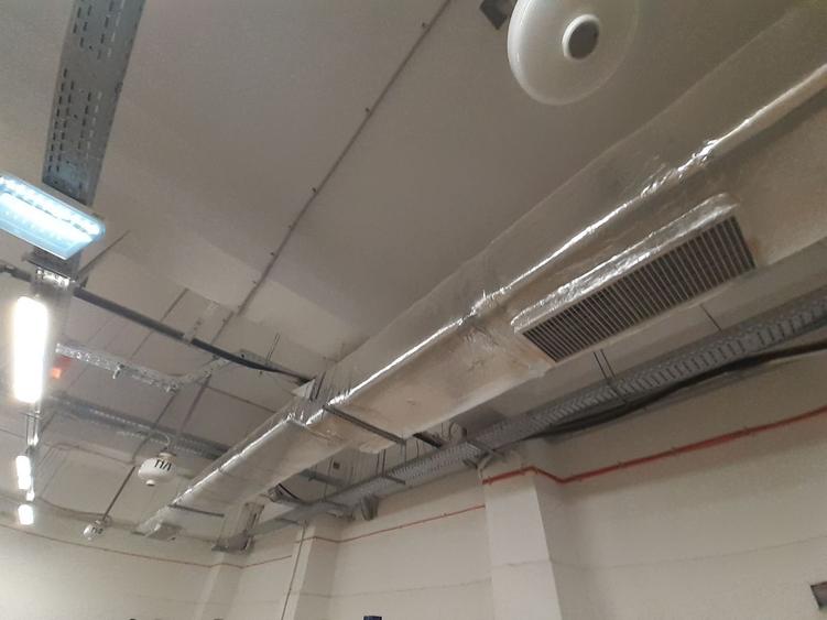 Hala 1336mp, in Pipera, in apropiere de giratoriu - 10