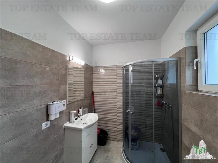 Vila moderna cuplata,curte individuala cu 5 camere , 3 bai , Living , terasa,mob - 20