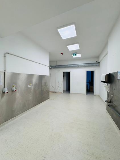 Spațiu comercial / Laborator cu hota + terasă + parcare / Oportunitate - 4