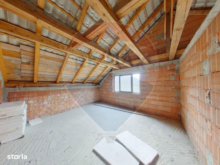 Casa cu 5 camere de vanzare in Piatra, Maramure? - 1