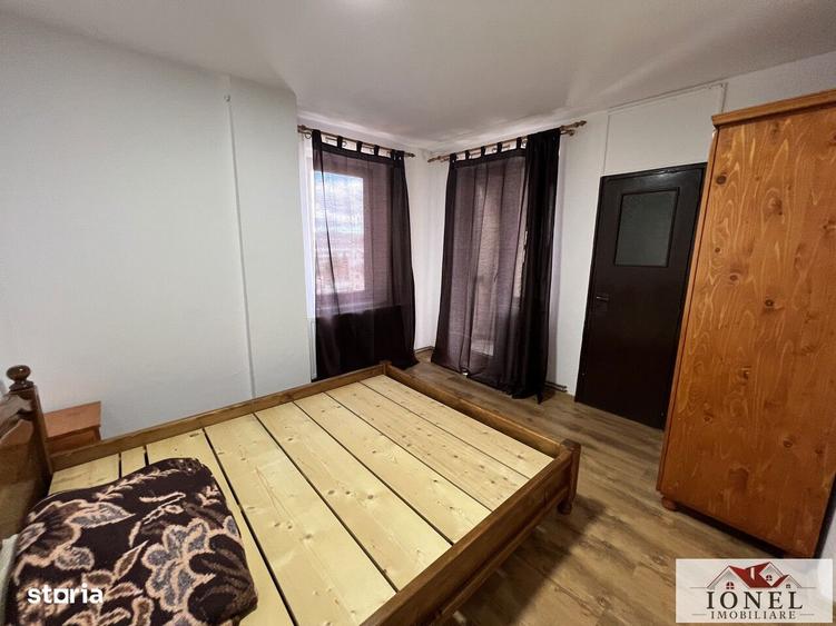 Apartament trei camere de vanzare in Alba Iulia, Centru - 2