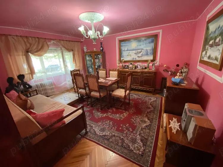 Apartament de vanzare - 2