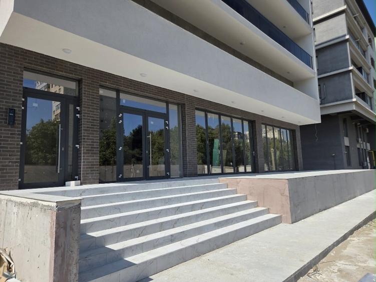 Aurel Vlaicu 305e Spațiu comercial de închiriat, 320mp - 2