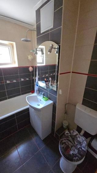 Inchiriez Apartament 3 camere girocului
