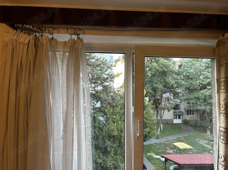 Apartament 3 camere decomandate zona Poli 2 - 5