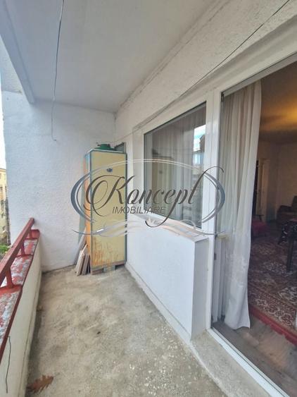 Apartament decomandat cu 2 balcoane in Intre Lacuri - 16