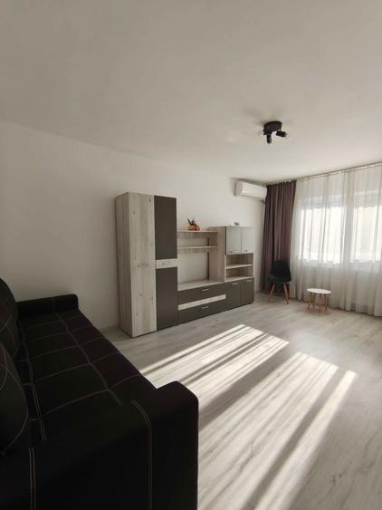 Inchiriez apartament 2 camere-Tatarasi Sud - 2