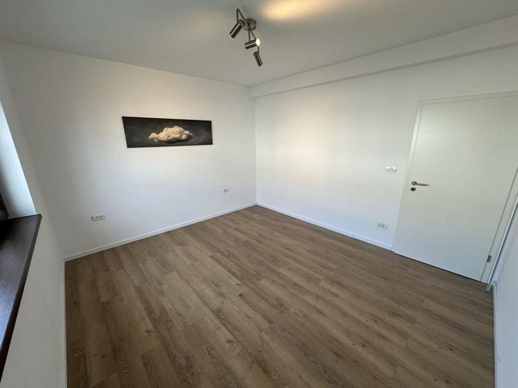 Casa deosebita intr-un cartier privat cu bariera - 28