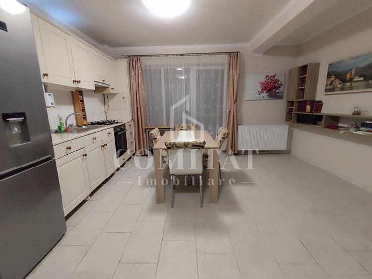 Apartament cu 2 camere semidecomandat, mobilat în Florești — fotografia 1