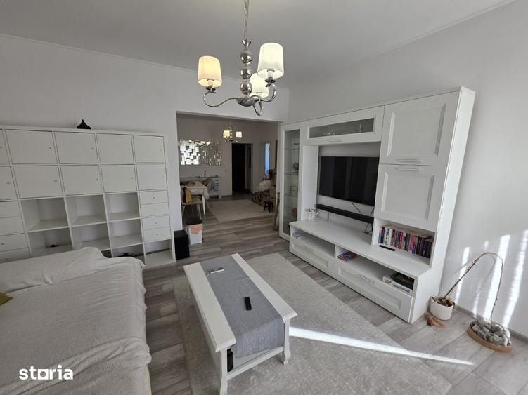 Apartament cu 4 camere în Armeneasca