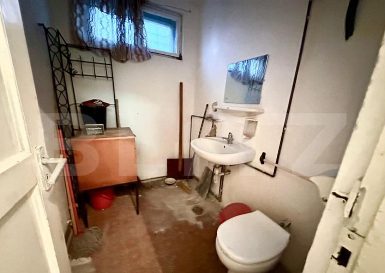 Apartament de vanzare cu 2 camere in Cugir, pretabil si pent - 3