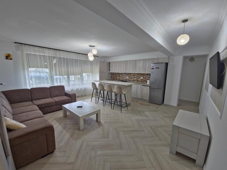 Mamaia Central 3 camere spatios Termen lung - 15