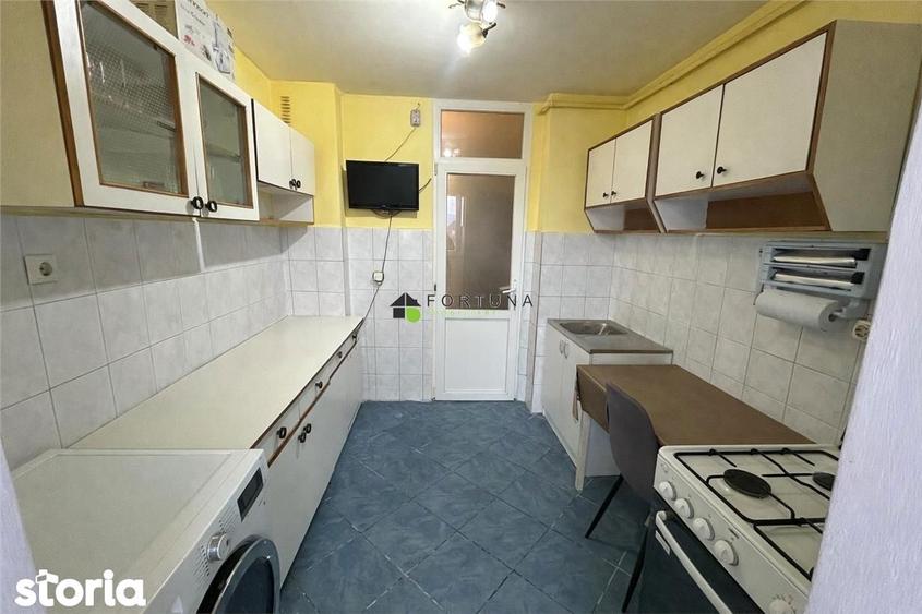 Apartament 2 camere, decomandat, strada Simeria Triaj - 8