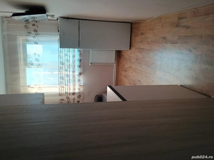 Inchiriez garsoniera (camera de camin) - 5