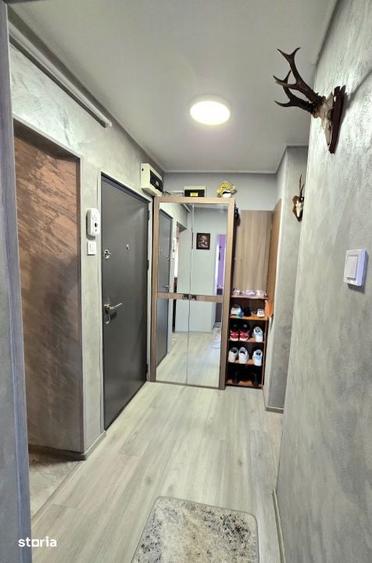 Dacia - 3 camere - loc parcare si pod exclusiv - renovat - 2