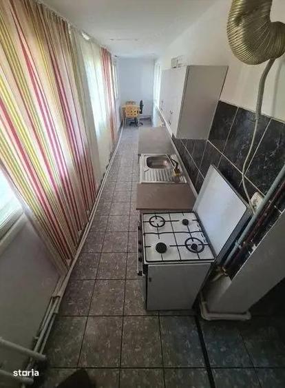 Oportunitate! 2 camere, parter, boxa cu acces din apartament Martirilor - 2