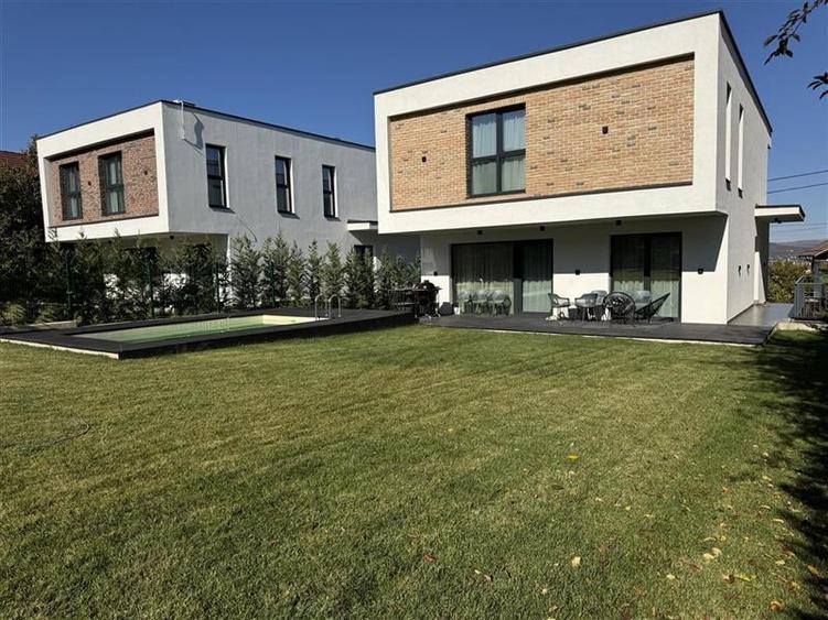 Casa Individuala finisata si mobilata ,situata in cartierul Andrei Muresanu! - 26