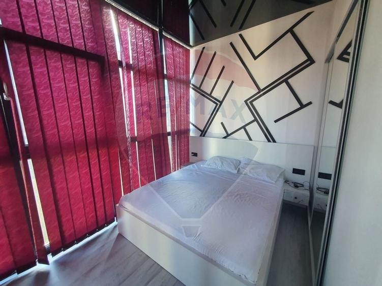 Vanzare Apartament cu 3 camere lux cu vedere la lac in zona Tomis Nord - 13