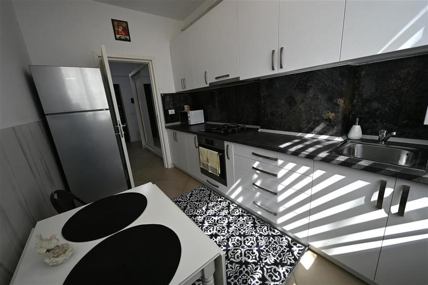 Garsoniera Moderna De Inchiriat  Suceava 0727817187 - 9