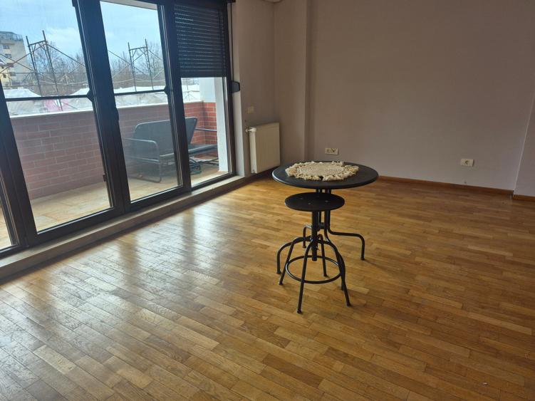 3 camere decomandat, bloc 2010, metrou , pereti interiori din caramida - 7