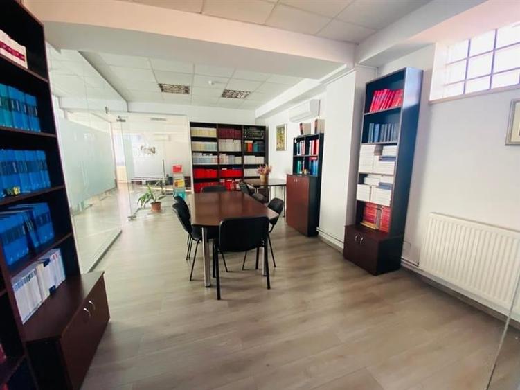 Spatii birouri - Calea Plevnei - de la 215 mp - 16