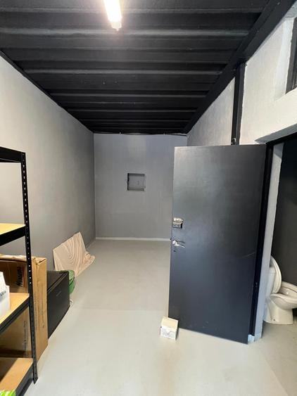 Inchiriez hala cu platforma betonata - 6