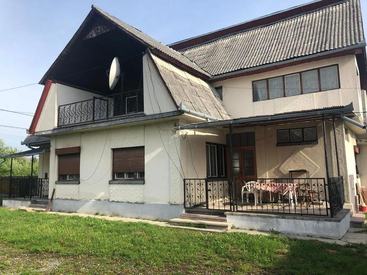Casa de vanzare in Crucisor - 2