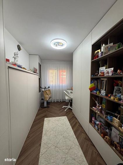 Apartament cu 4 camere, mobilat în Centrul Istoric