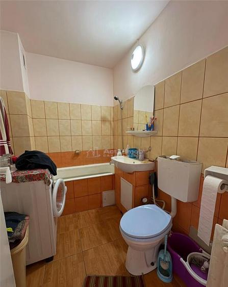 4 camere - 2 bai - Etaj 3 din 3 - 2