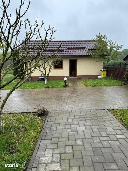 Casă cu 5 camere cu Teren 4300 Mp în Hănțești