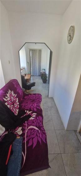 Apartament cu 2 camere decomandat în Traian