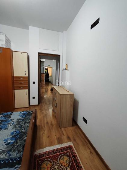 Apartament la curte cu teren vand sau inchiriez