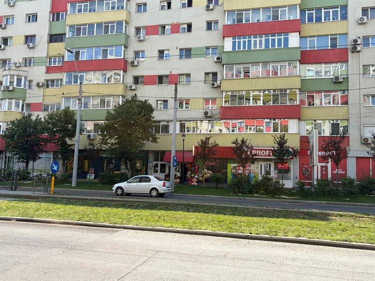 Spațiu comercial, de 100 mp, în Pantelimon