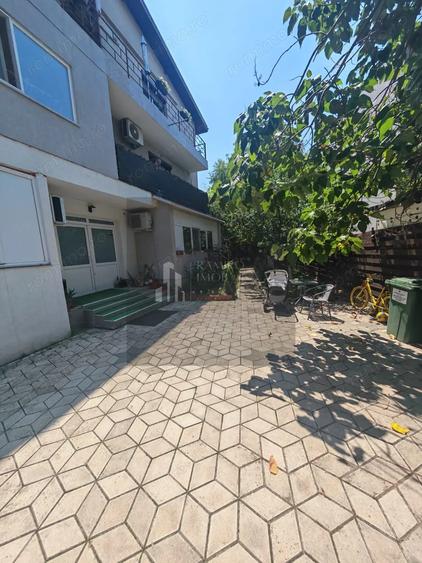 Apartament cu 3 camere decomandat în Dobroești