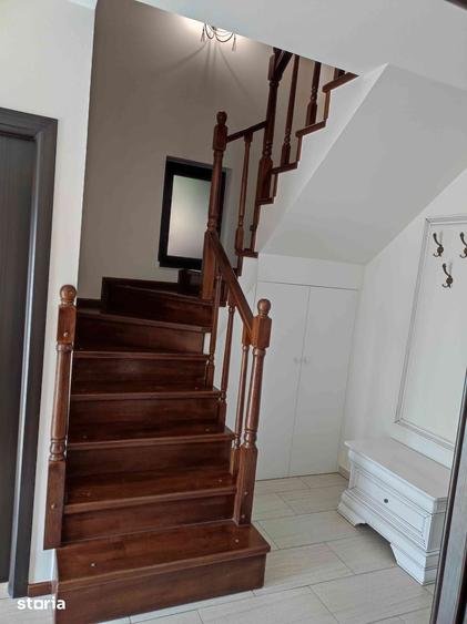 Casă cu 5 camere cu Teren 457 Mp în Valea Lupului