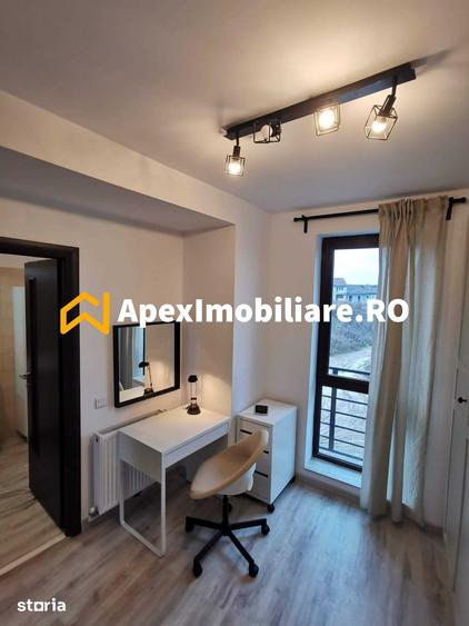 Casă cu 5 camere cu Teren 700 Mp în Centrul Civic