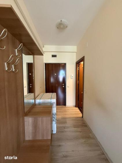 Apartament cu 3 camere semidecomandat în Zorilor
