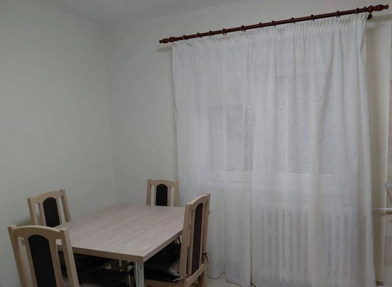Apartament cu 3 camere decomandat, mobilat în Nerva Traian