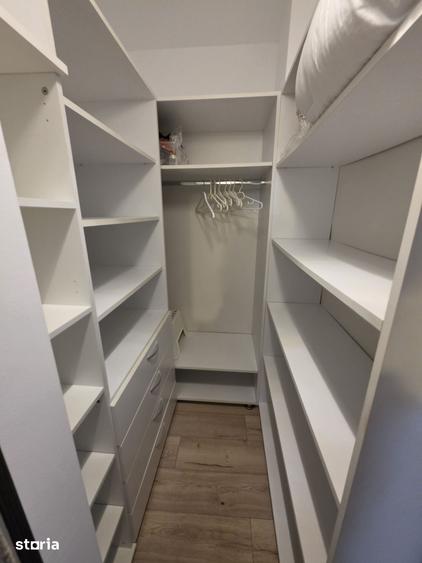 Apartament cu 4 camere decomandat în Tomis Nord