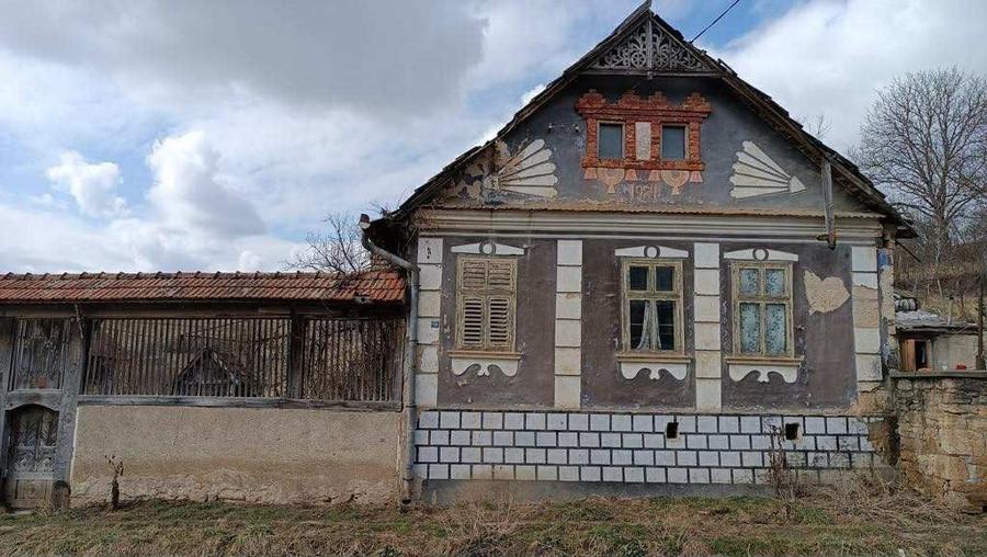 Casă individuală cu 3 camere cu Teren 5300 Mp în Mera