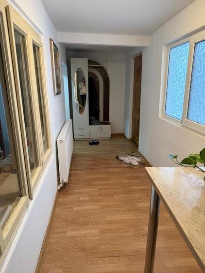 Casă cu 2 camere în Central