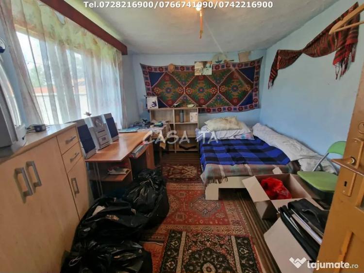 Casă cu 2 camere cu Teren 2554 Mp în Sănătești